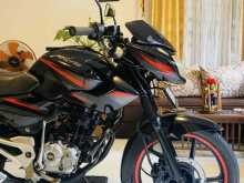 Bajaj Pulser 135LS 2015 Motorbike