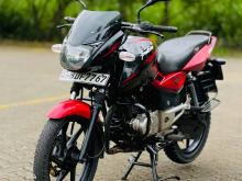Bajaj Pulsar 2016 Motorbike