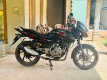 https://riyasewana.com/uploads/bajaj-pulser-150-191543084623.jpg