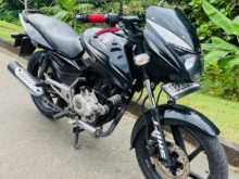 Bajaj Pulsar 150 2016 Motorbike