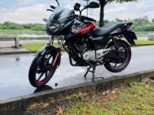 Bajaj Pulsar 150 2013 Motorbike