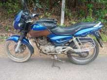 https://riyasewana.com/uploads/bajaj-pulser-150-221354154273.jpg