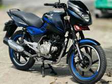 Bajaj Pulser 150 2016 Motorbike