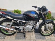 Bajaj Pulsar 150 2004 Motorbike