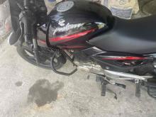 https://riyasewana.com/uploads/bajaj-pulser-150-2620425224382.jpg