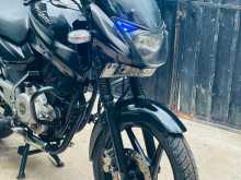 Bajaj Pulsar 150 2016 Motorbike