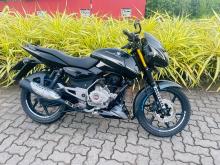 Bajaj Pulsar 150 2014 Motorbike
