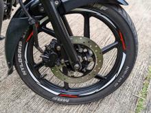 https://riyasewana.com/uploads/bajaj-pulser-150-39542419315.jpg