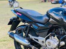 https://riyasewana.com/uploads/bajaj-pulser-150-71036504433.jpg