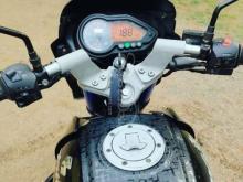 https://riyasewana.com/uploads/bajaj-pulser-150-780248418247.jpg