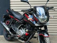 Bajaj Pulsar 150 2017 Motorbike