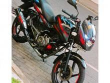 Bajaj Pulsar 150 2015 Motorbike