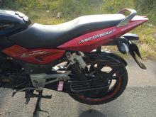 https://riyasewana.com/uploads/bajaj-pulser-180-12845286996.jpg