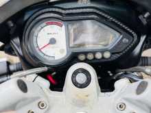 https://riyasewana.com/uploads/bajaj-pulser-180-151536434553.jpg