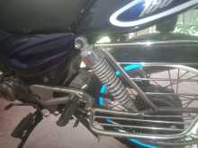 https://riyasewana.com/uploads/bajaj-pulser-180-157201013742.jpg
