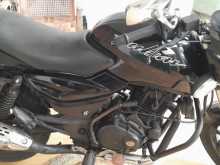 https://riyasewana.com/uploads/bajaj-pulser-180-1713294513192.jpg