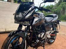 Bajaj Pulsar 180 2016 Motorbike