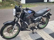 https://riyasewana.com/uploads/bajaj-pulser-180-241929276295.jpg