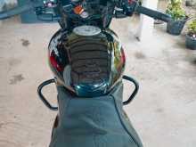 https://riyasewana.com/uploads/bajaj-pulser-180-2812124113992.jpg