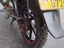 https://riyasewana.com/uploads/bajaj-pulser-180-301504476286.jpg