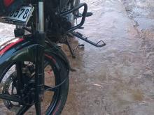 Bajaj Pulsar 180 2017 Motorbike