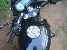 https://riyasewana.com/uploads/bajaj-pulser-180-410172213552.jpg