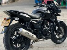 Bajaj Pulsar 200 2009 Motorbike