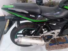 https://riyasewana.com/uploads/bajaj-pulser-200-36463513164.jpg