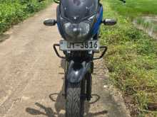 https://riyasewana.com/uploads/bajaj-pulser-200-99370613644.jpg