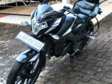 https://riyasewana.com/uploads/bajaj-pulser-ns-131038111795.jpg