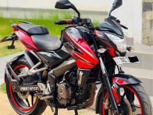 https://riyasewana.com/uploads/bajaj-pulser-ns-320551424182.jpg