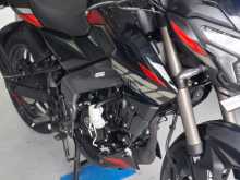 https://riyasewana.com/uploads/bajaj-pulser-ns200-38483713772.jpg