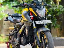 https://riyasewana.com/uploads/bajaj-pulser-ns200-514431513192.jpg