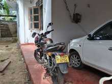 https://riyasewana.com/uploads/bajaj-pulsor-71957374193.jpg