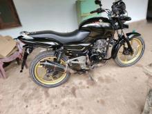 Bajaj Pulsar 180 2005 Motorbike