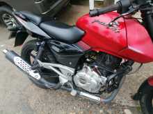 https://riyasewana.com/uploads/bajaj-pulsur-180-2420501113614.jpg
