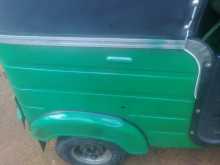 https://riyasewana.com/uploads/bajaj-qt-2009-410301016.jpg