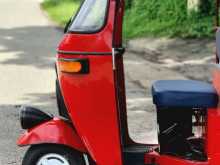 https://riyasewana.com/uploads/bajaj-qu-2009-211512264173.jpg