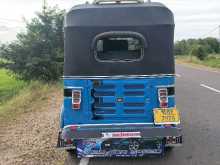 https://riyasewana.com/uploads/bajaj-r-e-191813254872.jpg