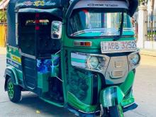 https://riyasewana.com/uploads/bajaj-r-e-191821536783.jpg
