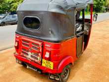 https://riyasewana.com/uploads/bajaj-r-e-271130264803.jpg