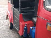 https://riyasewana.com/uploads/bajaj-r-e-31713056254.jpg