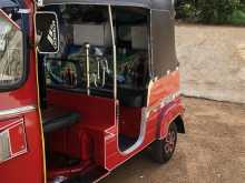 https://riyasewana.com/uploads/bajaj-r-e-521031222932.jpg