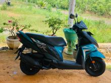 Yamaha Ray ZR 2017 Motorbike