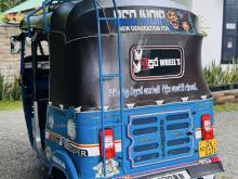 https://riyasewana.com/uploads/bajaj-re-100113724051.jpg