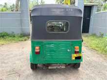 https://riyasewana.com/uploads/bajaj-re-1011491722752.jpg