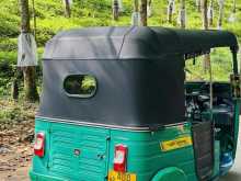 https://riyasewana.com/uploads/bajaj-re-1110060622393.jpg