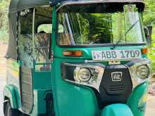 https://riyasewana.com/uploads/bajaj-re-1110060622852.jpg