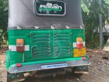 https://riyasewana.com/uploads/bajaj-re-111182342123.jpg