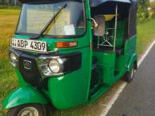 Bajaj RE 2017 Three Wheel